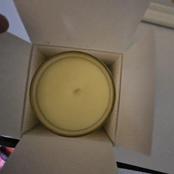 Style Life - Picture 3 of 4